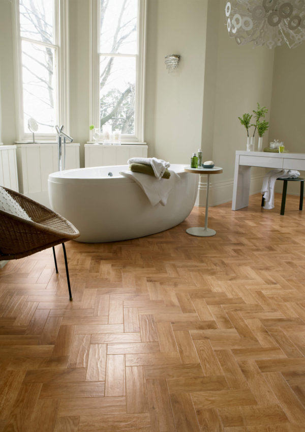 Karndean Art Select Vinyl Flooring in Blond Oak AP01 - Image 2