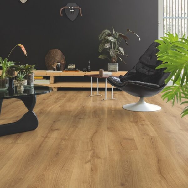 Quick Step Majestic Laminate Flooring In Desert Oak Warm Natural MJ3551 - Image 2
