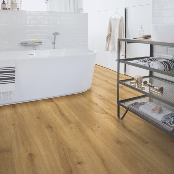 Quick Step Majestic Laminate Flooring In Desert Oak Warm Natural MJ3551 - Image 3