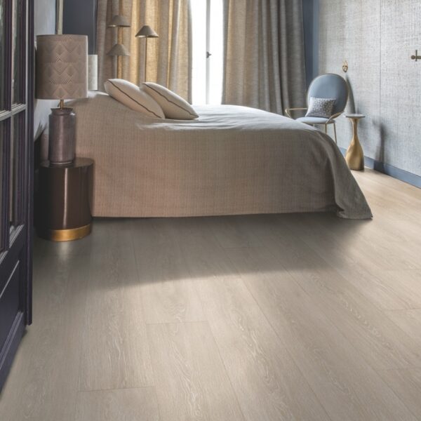 Quick Step Majestic Laminate Flooring In Valley Oak Light Beige MJ3554 - Image 2