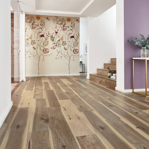 Karndean Art Select Vinyl Flooring In Vintage Hickory EW12 - Image 2