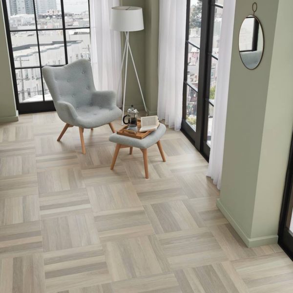 Karndean Art Select Vinyl Flooring In Glacier Oak SM-RL21 - Image 2
