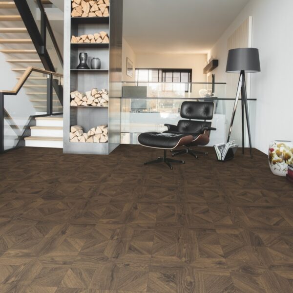 Quickstep Impressive Patterns Laminate Flooring in Royal Oak Dark Brown IPA4145 - Image 4